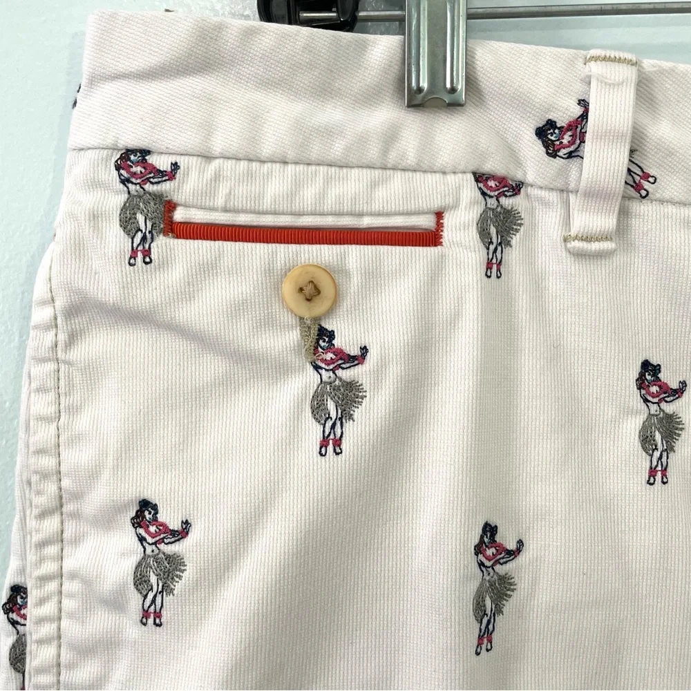 Tommy Bahama White Embroidered Hula Girls Shorts Size 40